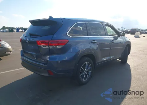 2018 Toyota Highlander Xle z USA, uszkodzony, nr VIN 5TDJZRFH1JS908922